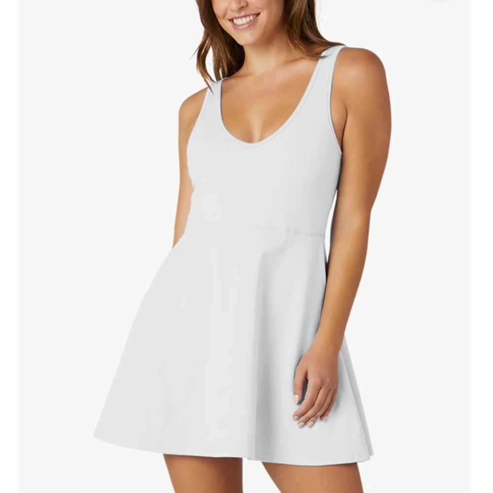 Beyond Yoga White Spacedye Sport Dress Sleeveless V-Neck with Built-in Shorts M